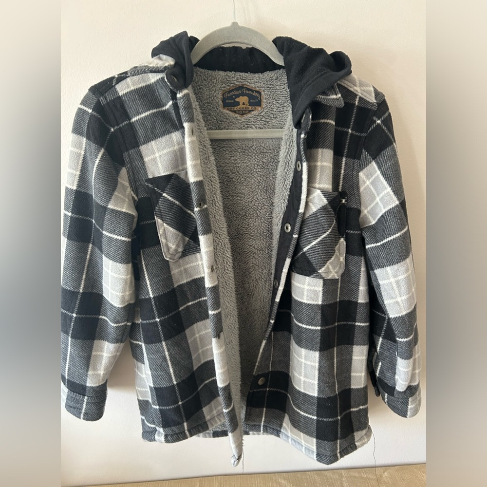 Boys Black and white plaid flannel hoodie, size XL